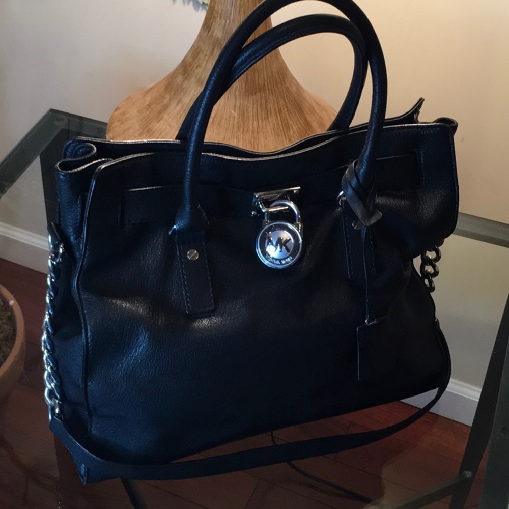 Michael Kors Hamilton Lock & key